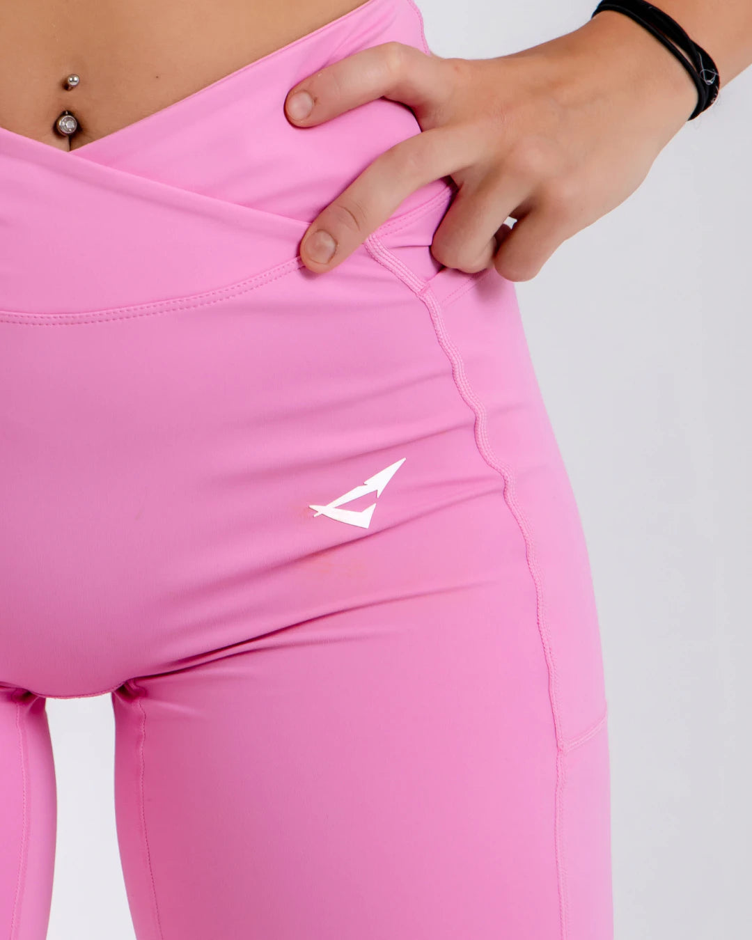 Elevate Cross Waist Legging