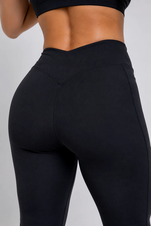 Elevate Cross Waist Legging